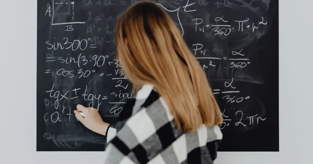 10 Cara Belajar Fisika dari Nol yang Mudah dan Menyenangkan