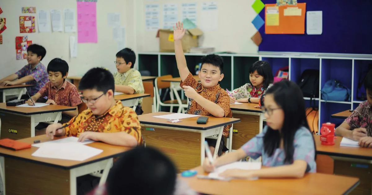 Ide Lomba Class Meeting