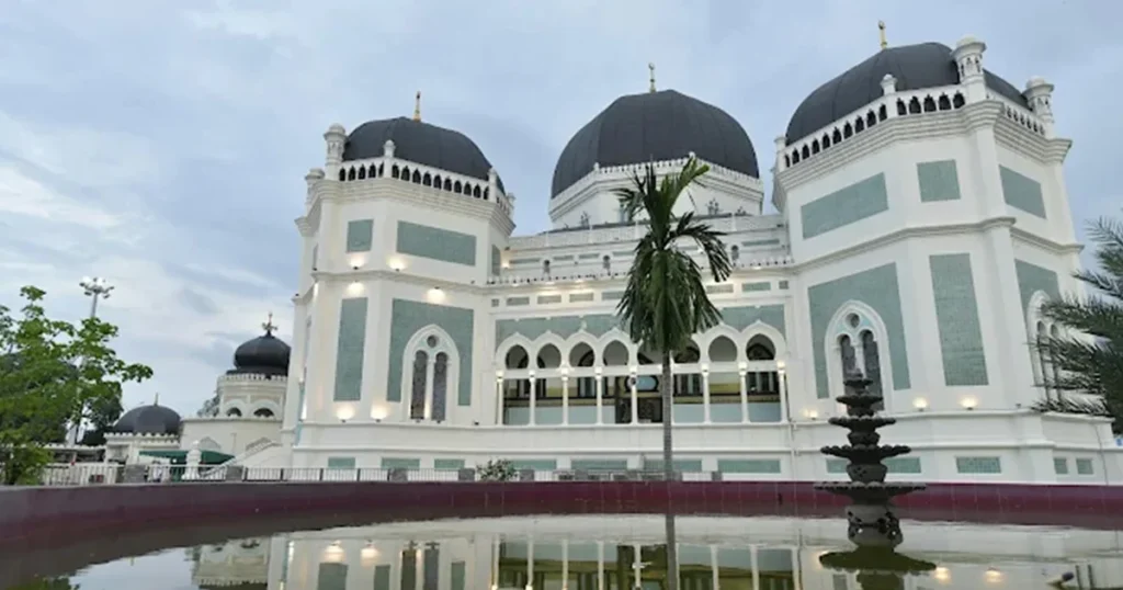 Agen Tour Travel Medan Terbaik Amarta Wisata