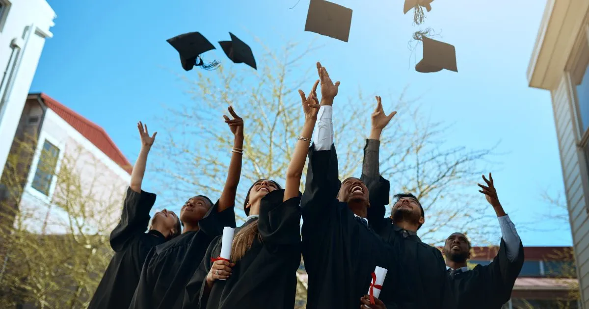 Perbedaan PTN dan PTS